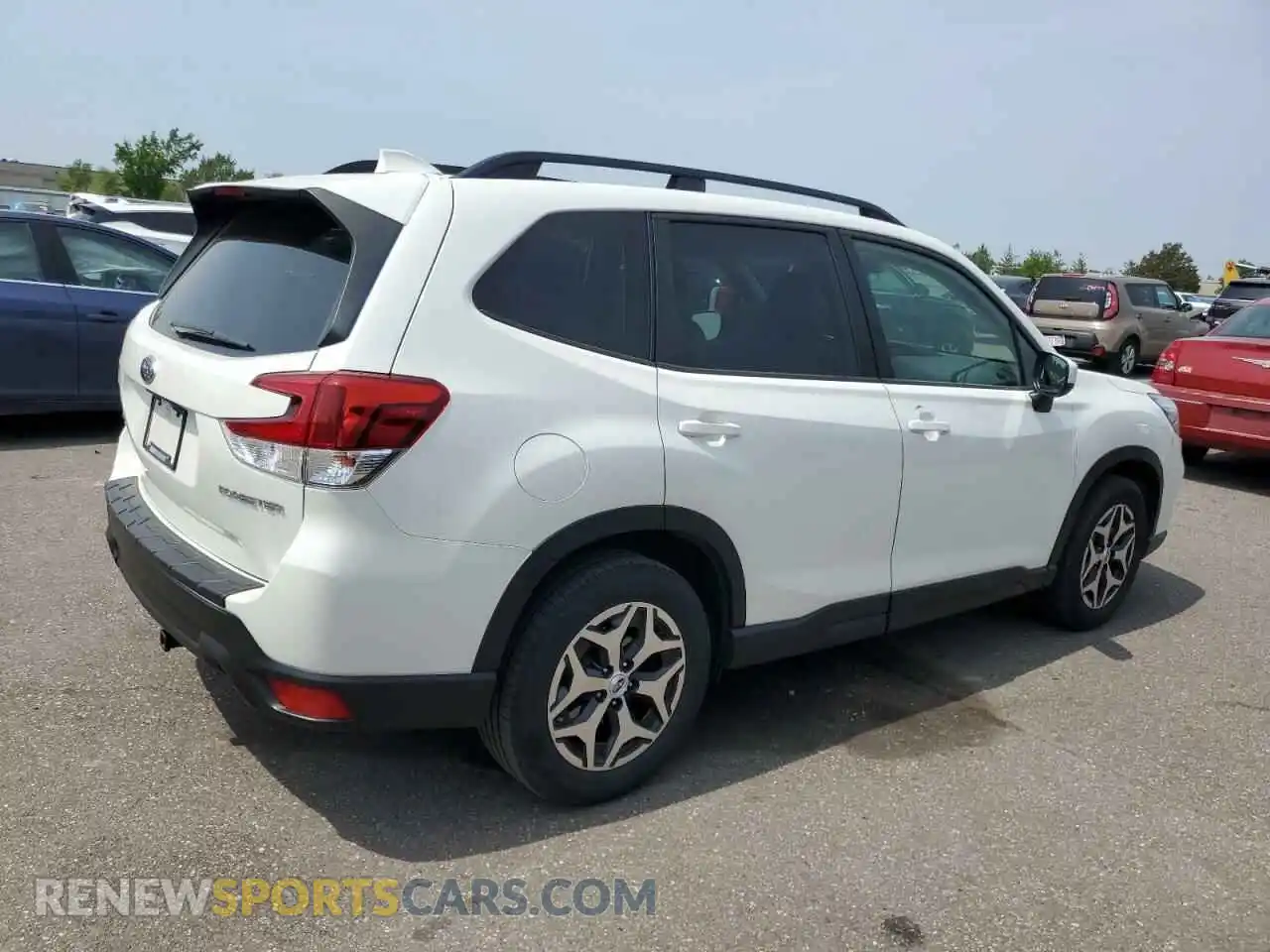 3 Photograph of a damaged car JF2SKAGC3KH545463 SUBARU FORESTER 2019
