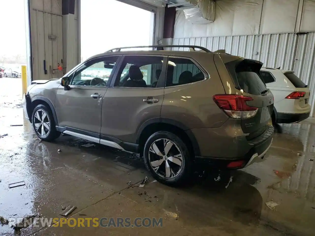 2 Photograph of a damaged car JF2SKAWC0KH512275 SUBARU FORESTER 2019