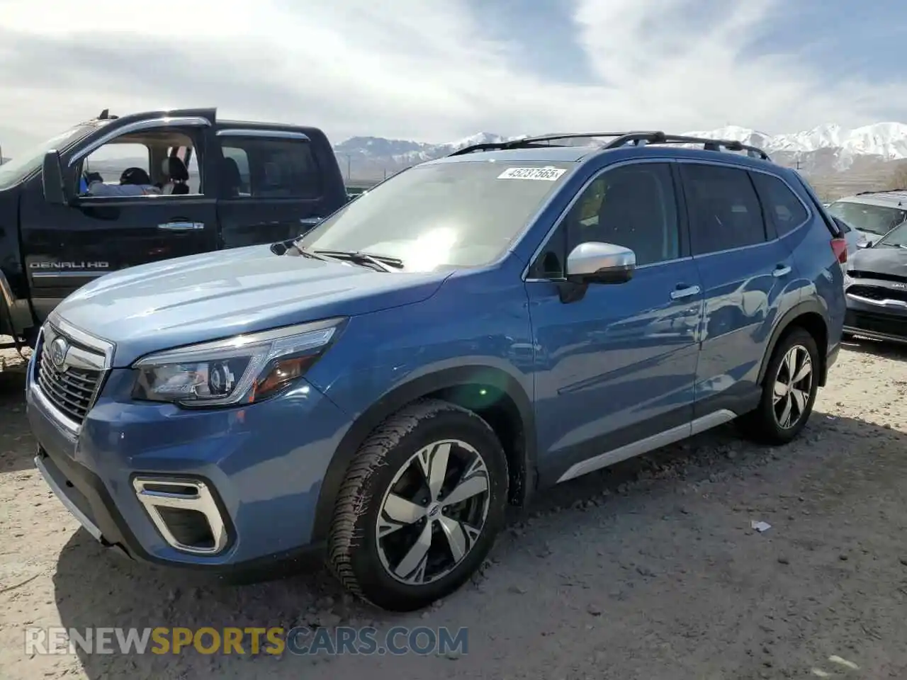 1 Photograph of a damaged car JF2SKAWC1KH533118 SUBARU FORESTER 2019