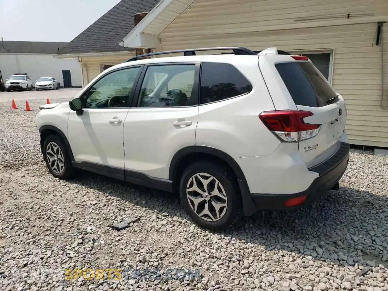 2 Photograph of a damaged car JF2SKADC7LH546315 SUBARU FORESTER 2020