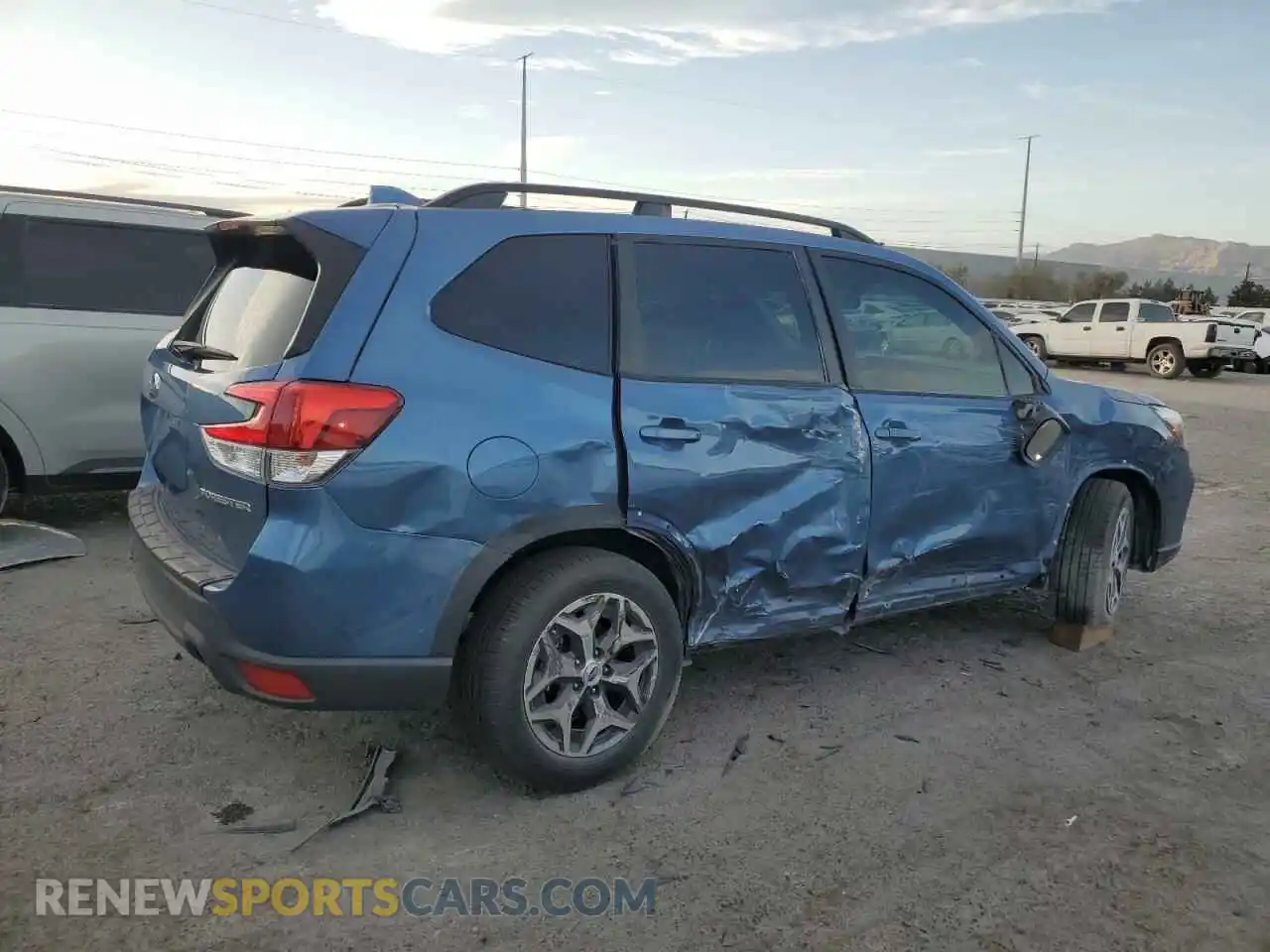 3 Photograph of a damaged car JF2SKAGC7LH413405 SUBARU FORESTER 2020