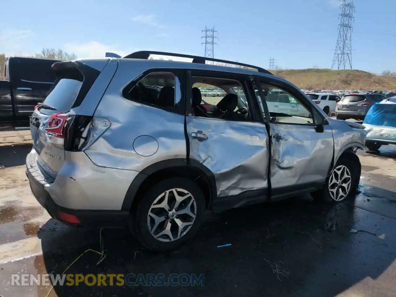 3 Photograph of a damaged car JF2SKAJC1LH513671 SUBARU FORESTER 2020