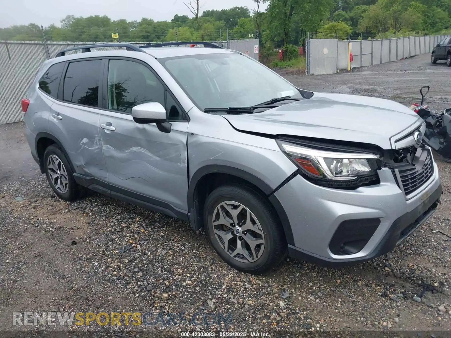 1 Photograph of a damaged car JF2SKAJC2LH528891 SUBARU FORESTER 2020