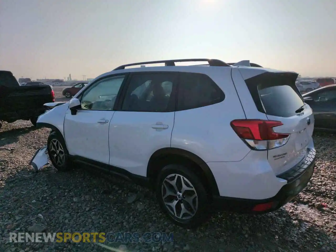 2 Photograph of a damaged car JF2SKAJC2LH598441 SUBARU FORESTER 2020