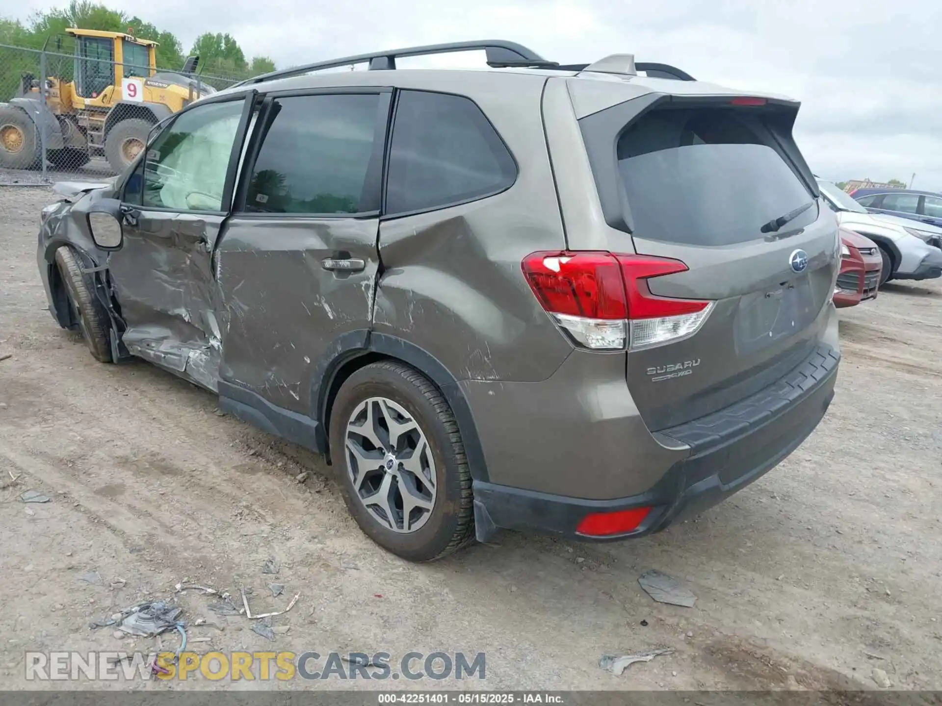 3 Photograph of a damaged car JF2SKAJC2LH608689 SUBARU FORESTER 2020