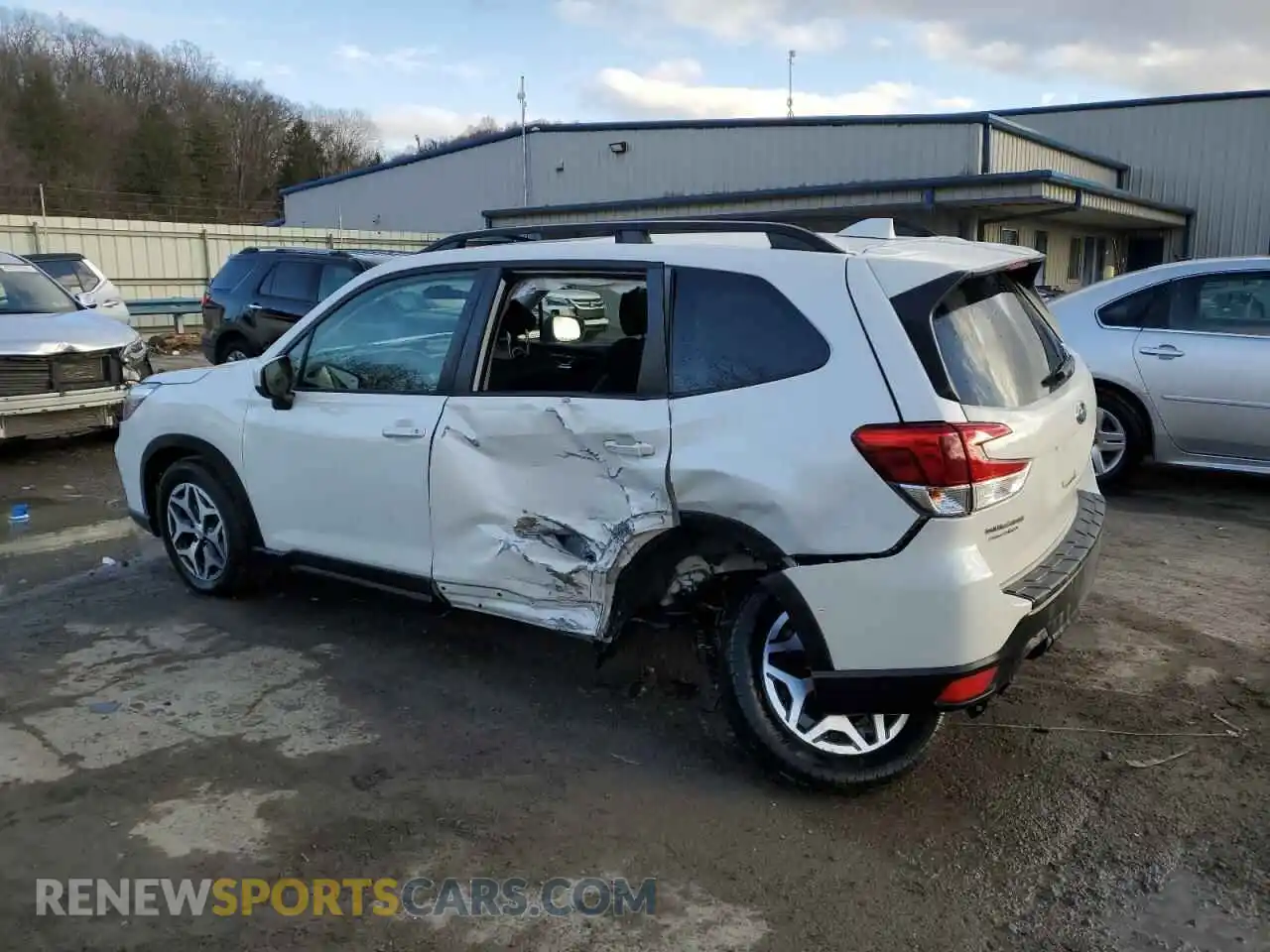 2 Photograph of a damaged car JF2SKAJC7LH601611 SUBARU FORESTER 2020
