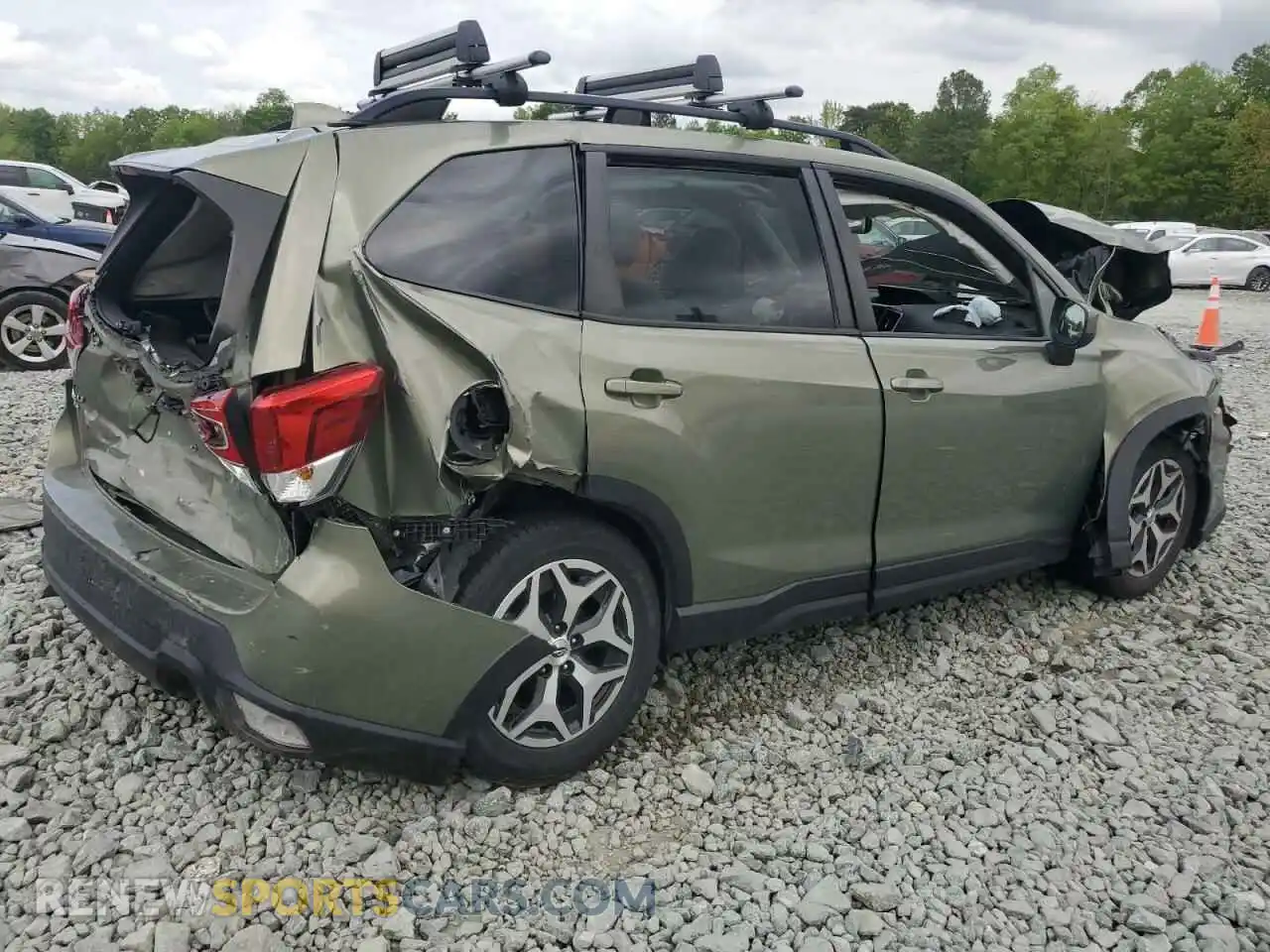 3 Photograph of a damaged car JF2SKAJC9LH457284 SUBARU FORESTER 2020