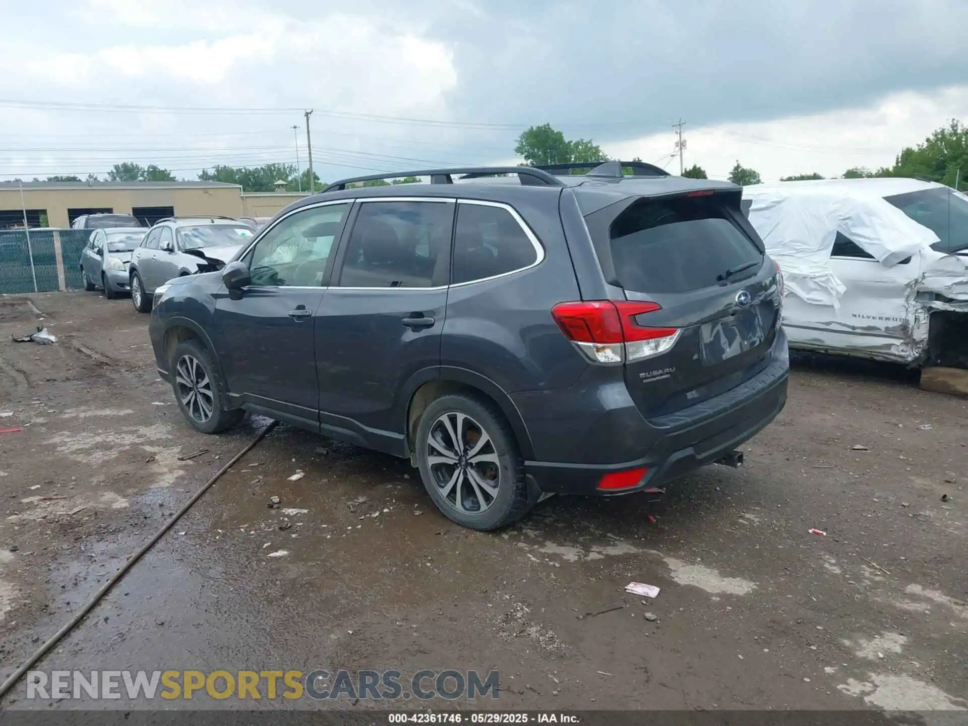 3 Photograph of a damaged car JF2SKASC2LH525195 SUBARU FORESTER 2020