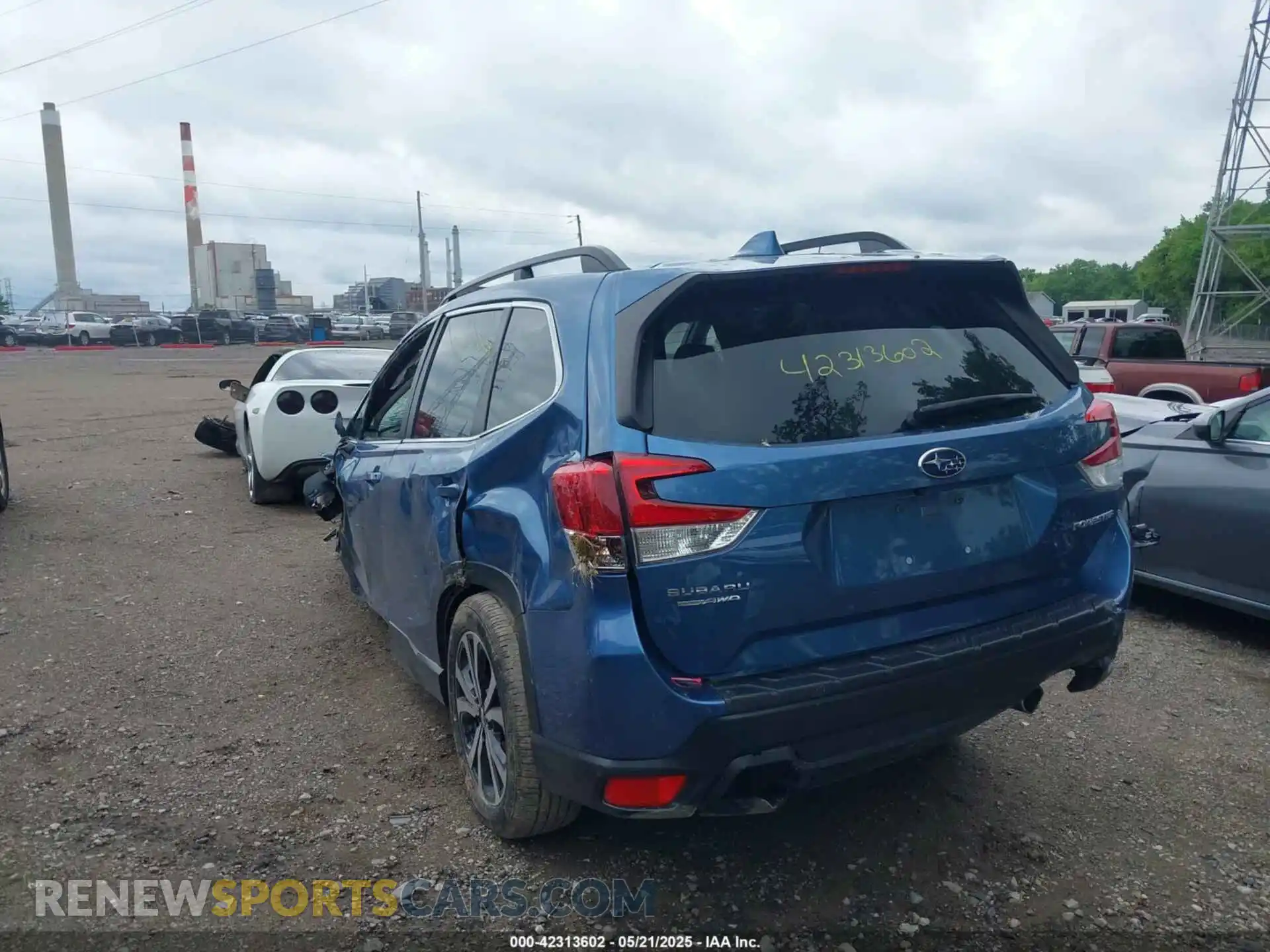 3 Photograph of a damaged car JF2SKASC4LH427947 SUBARU FORESTER 2020