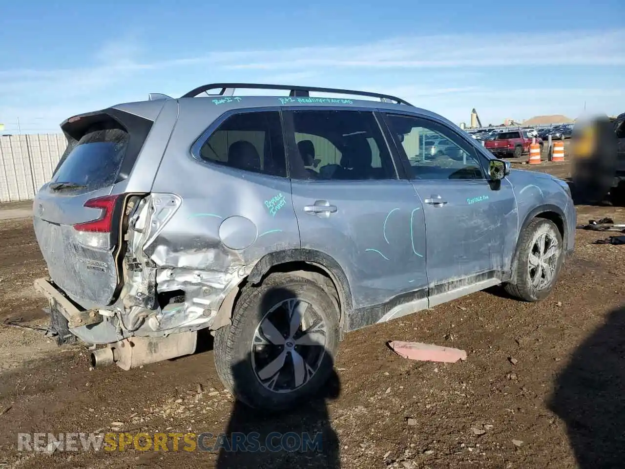 3 Photograph of a damaged car JF2SKAXC5LH422278 SUBARU FORESTER 2020