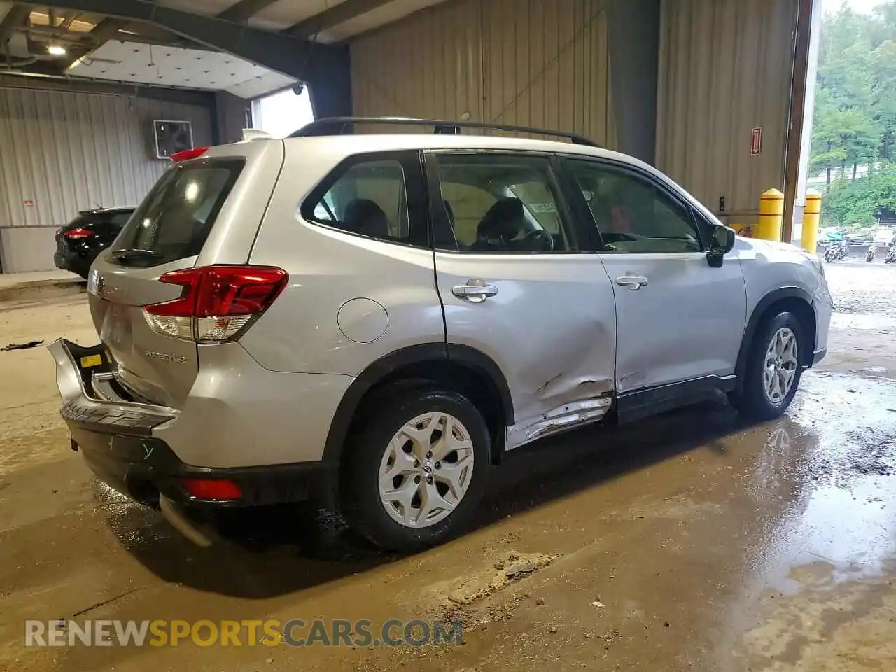3 Photograph of a damaged car JF2SKADC0MH574586 SUBARU FORESTER 2021