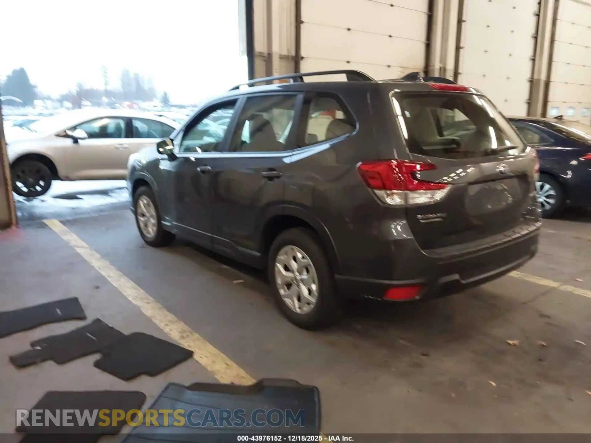 3 Photograph of a damaged car JF2SKADC6MH479384 SUBARU FORESTER 2021