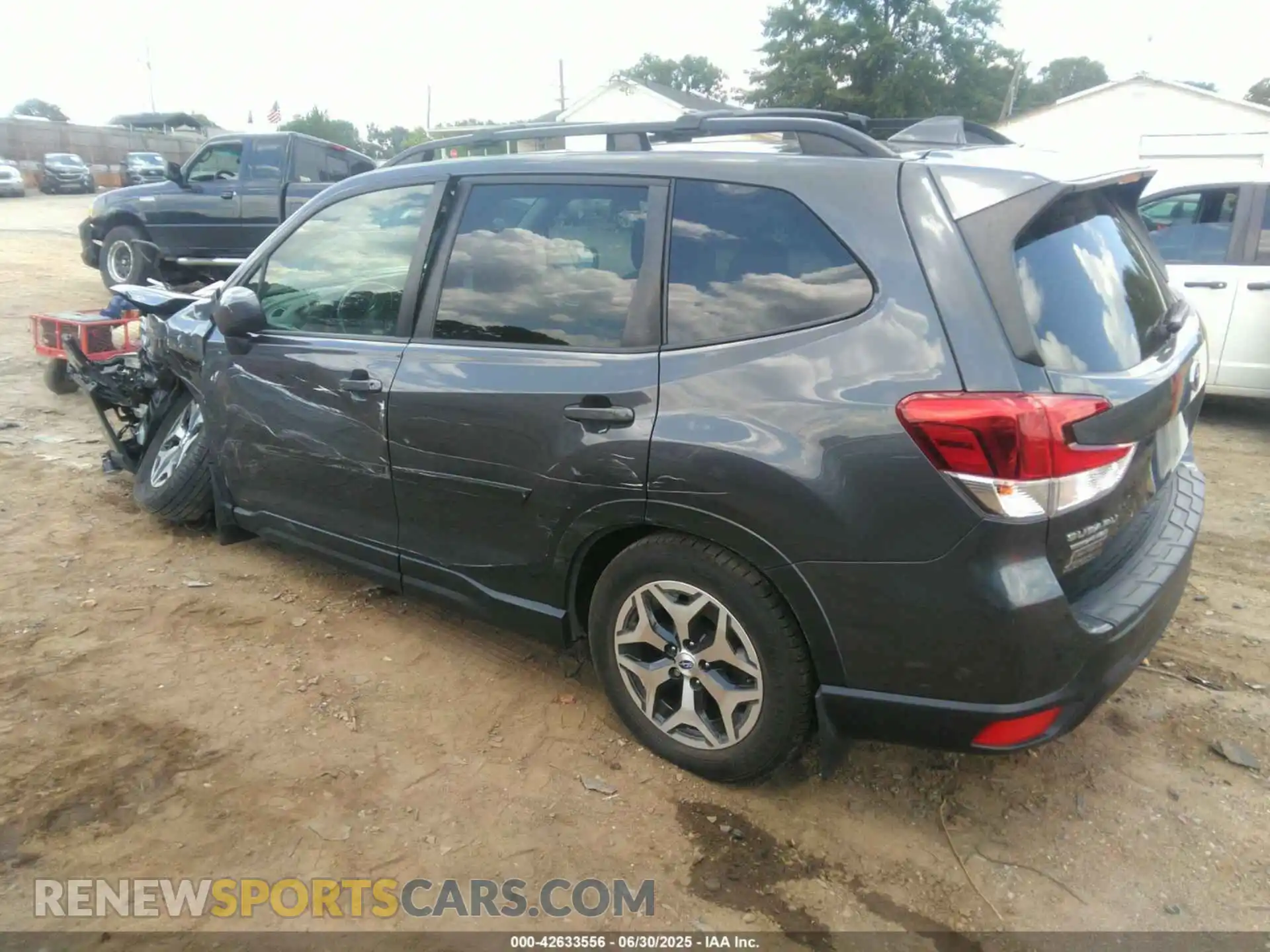 3 Photograph of a damaged car JF2SKAFC1MH437721 SUBARU FORESTER 2021
