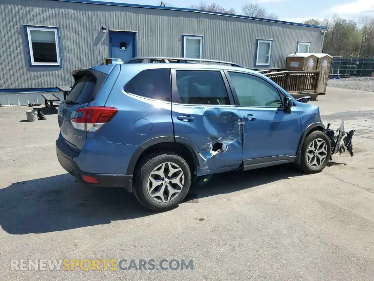 3 fotografías del automóvil dañado JF2SKAFC2MH481193 SUBARU FORESTER 2021
