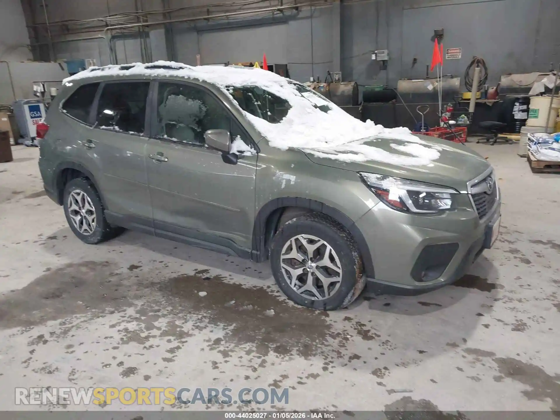 1 Photograph of a damaged car JF2SKAFC4MH493989 SUBARU FORESTER 2021