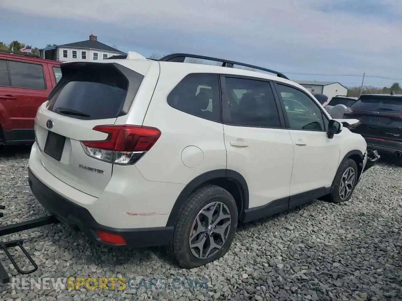 3 Photograph of a damaged car JF2SKAFC5MH443604 SUBARU FORESTER 2021