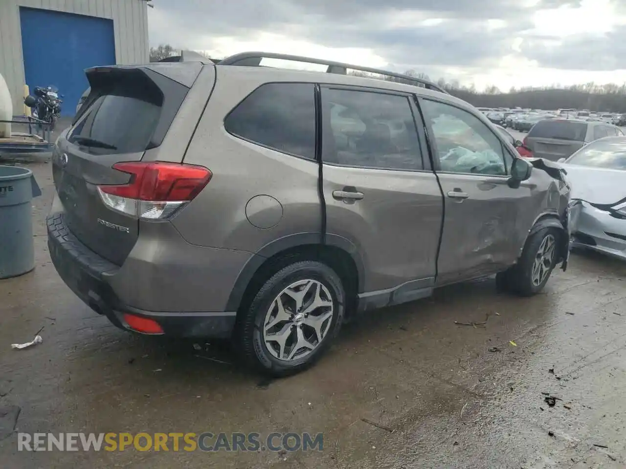 3 fotografías del automóvil dañado JF2SKAFC5MH466641 SUBARU FORESTER 2021