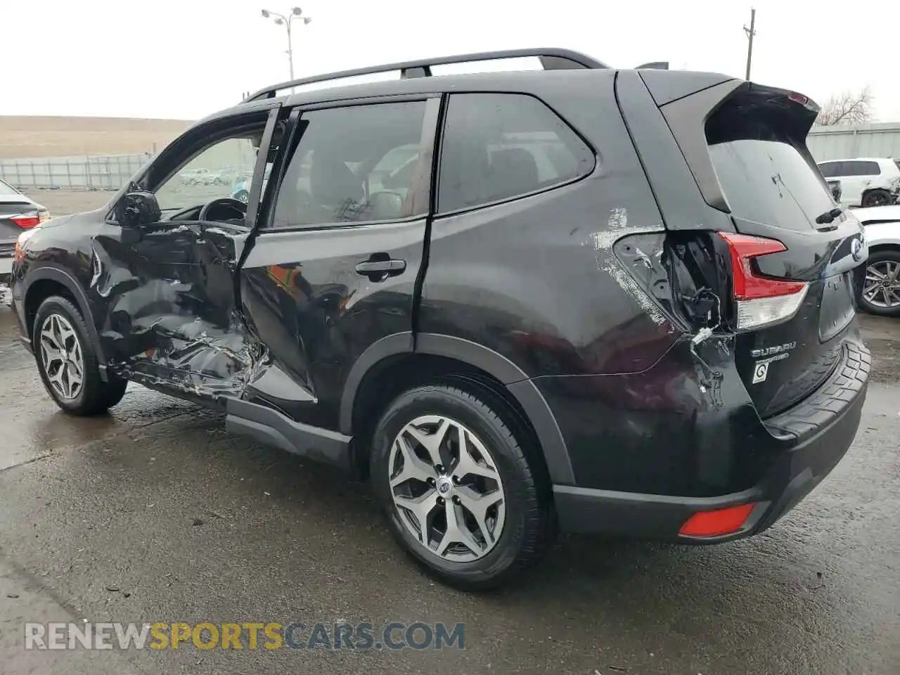 2 Photograph of a damaged car JF2SKAFC5MH536610 SUBARU FORESTER 2021