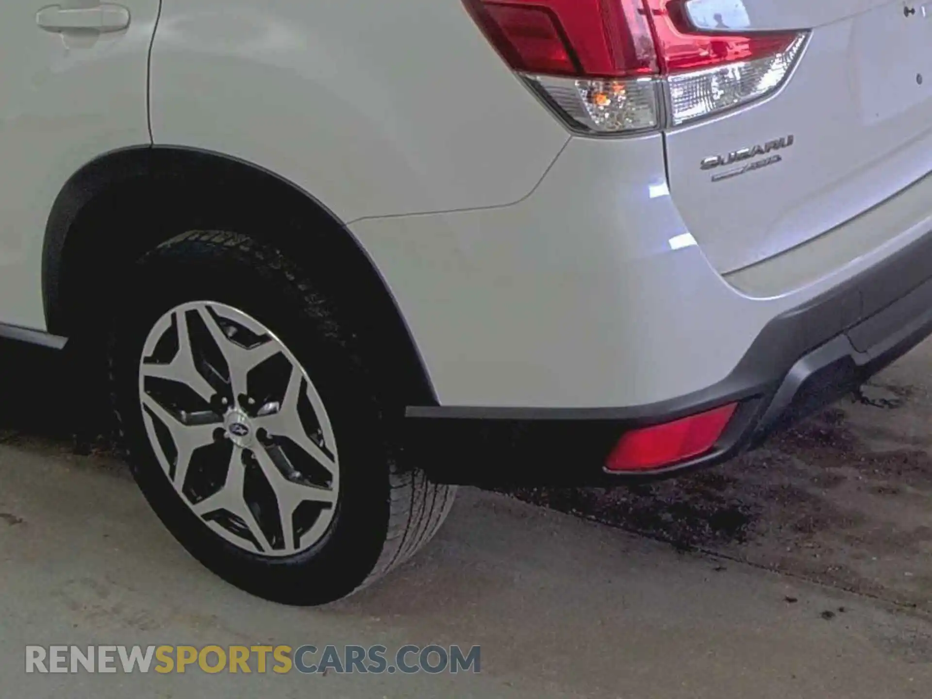 3 Photograph of a damaged car JF2SKAFC8MH425954 SUBARU FORESTER 2021