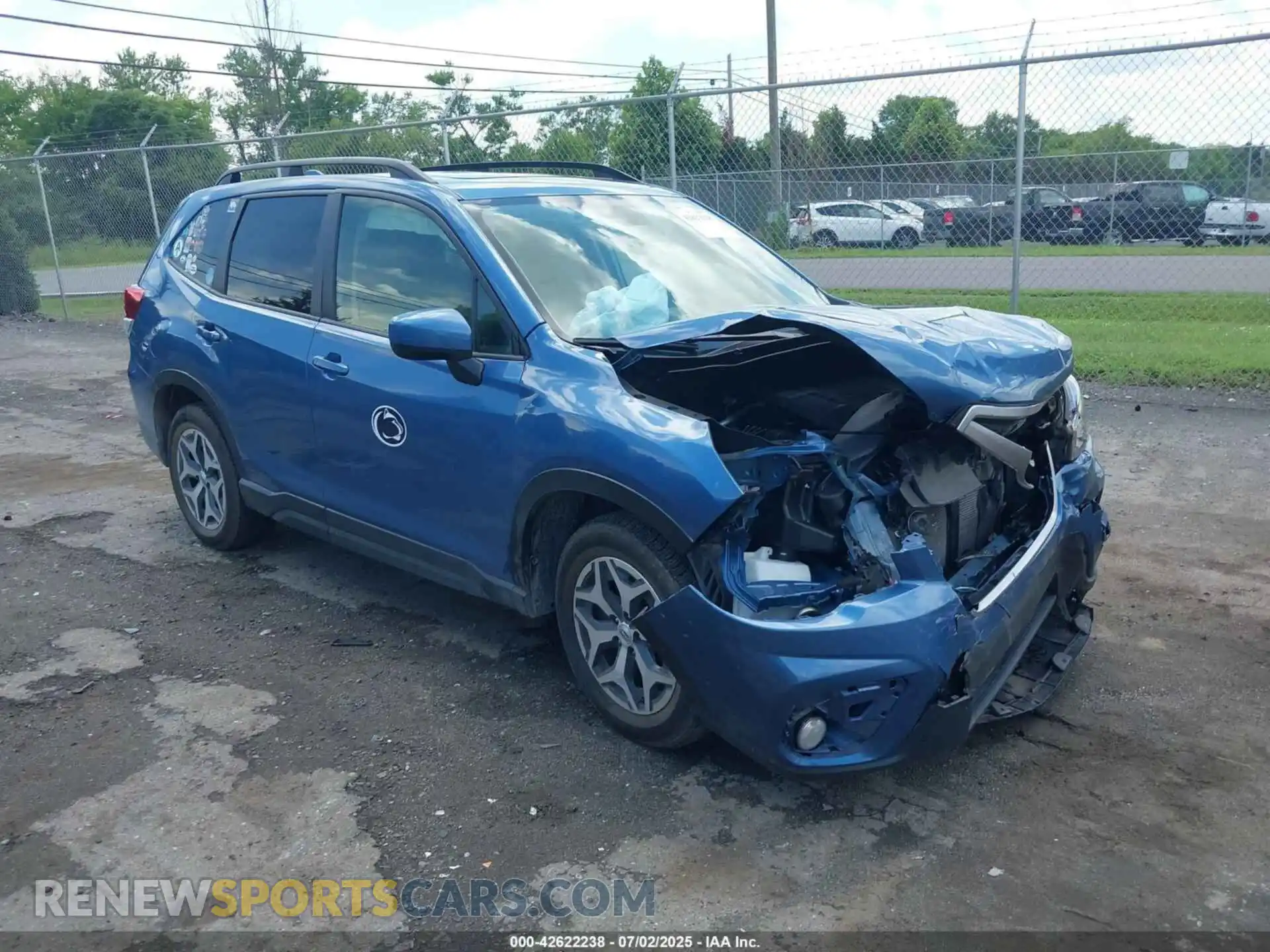 1 Photograph of a damaged car JF2SKAFC8MH476063 SUBARU FORESTER 2021