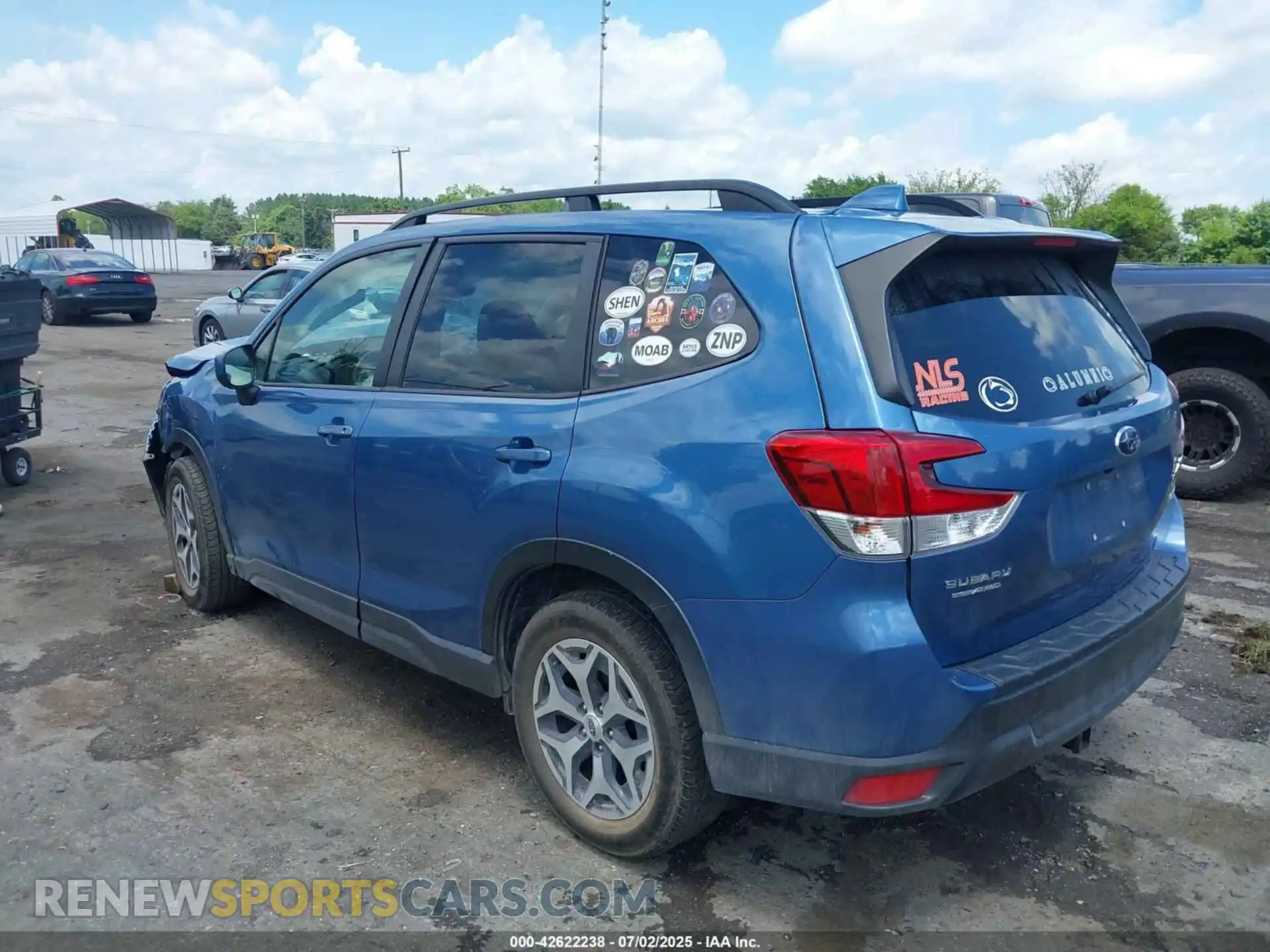3 Photograph of a damaged car JF2SKAFC8MH476063 SUBARU FORESTER 2021