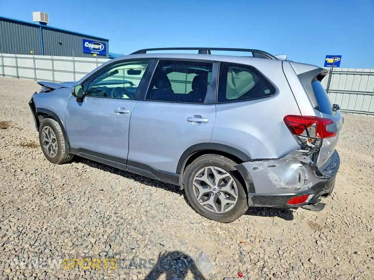 2 Photograph of a damaged car JF2SKAFC8MH536102 SUBARU FORESTER 2021