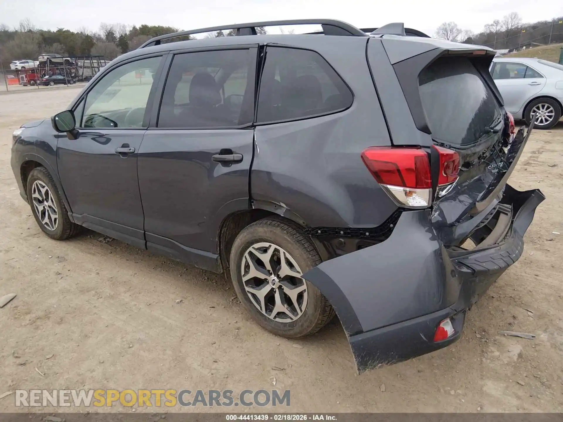 3 Photograph of a damaged car JF2SKAFC9MH413201 SUBARU FORESTER 2021