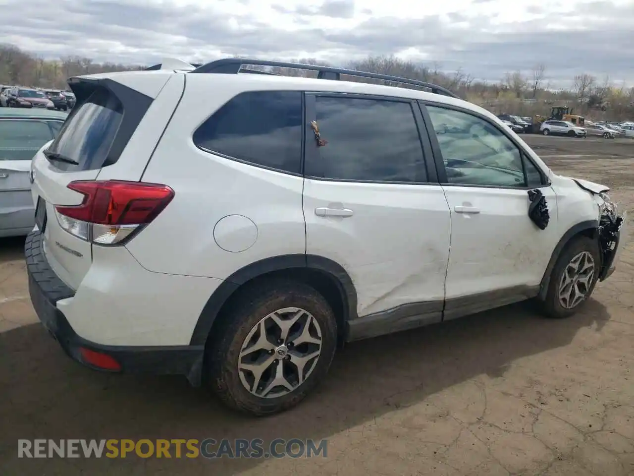 3 Photograph of a damaged car JF2SKAJC0MH467641 SUBARU FORESTER 2021