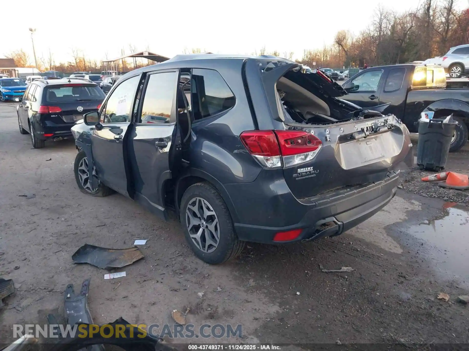 3 Photograph of a damaged car JF2SKAJC0MH553189 SUBARU FORESTER 2021