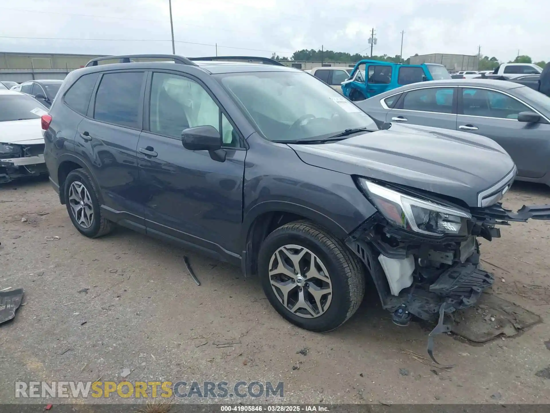 1 Photograph of a damaged car JF2SKAJC2MH485025 SUBARU FORESTER 2021