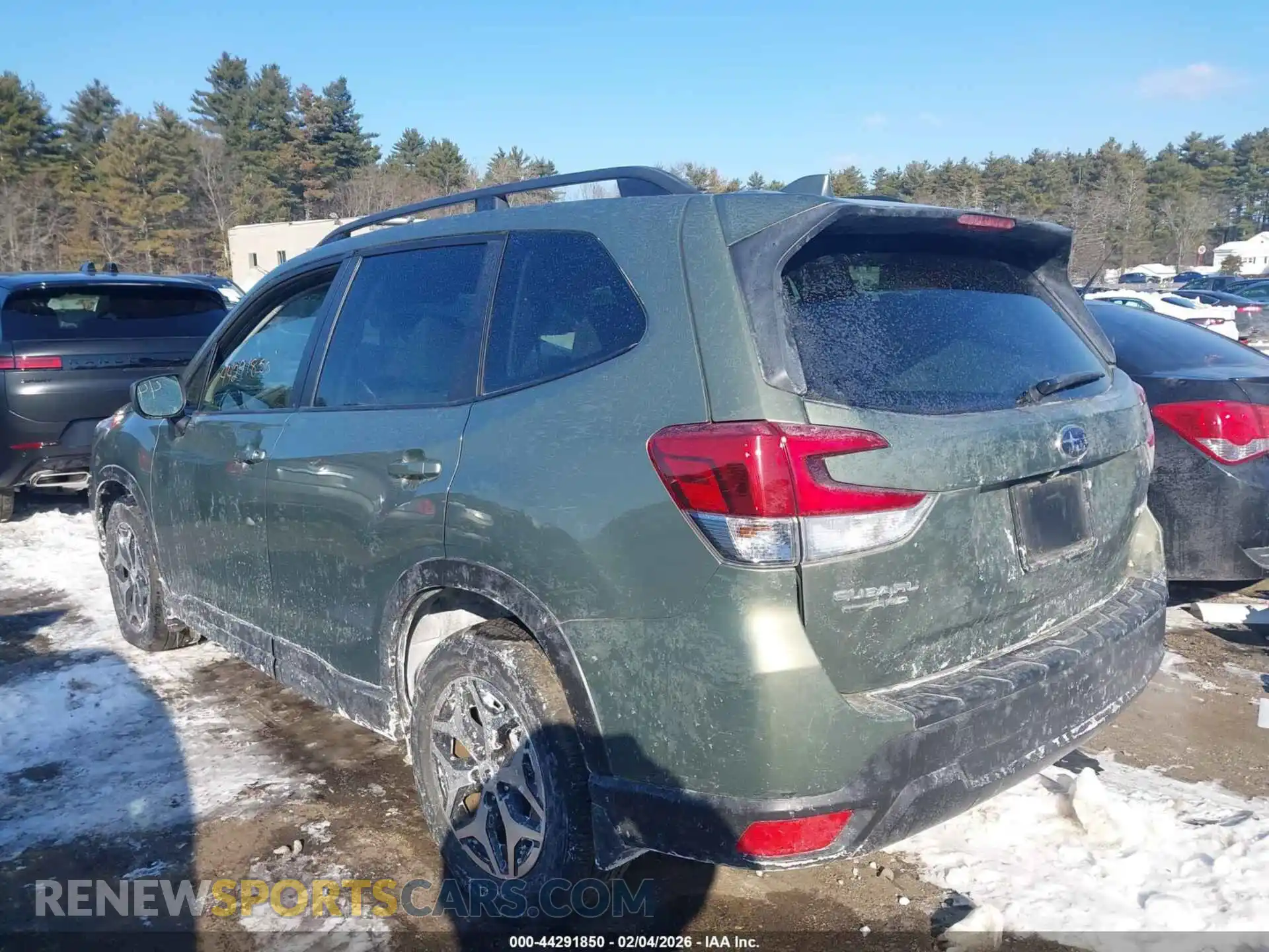 3 Photograph of a damaged car JF2SKAJC2MH530707 SUBARU FORESTER 2021