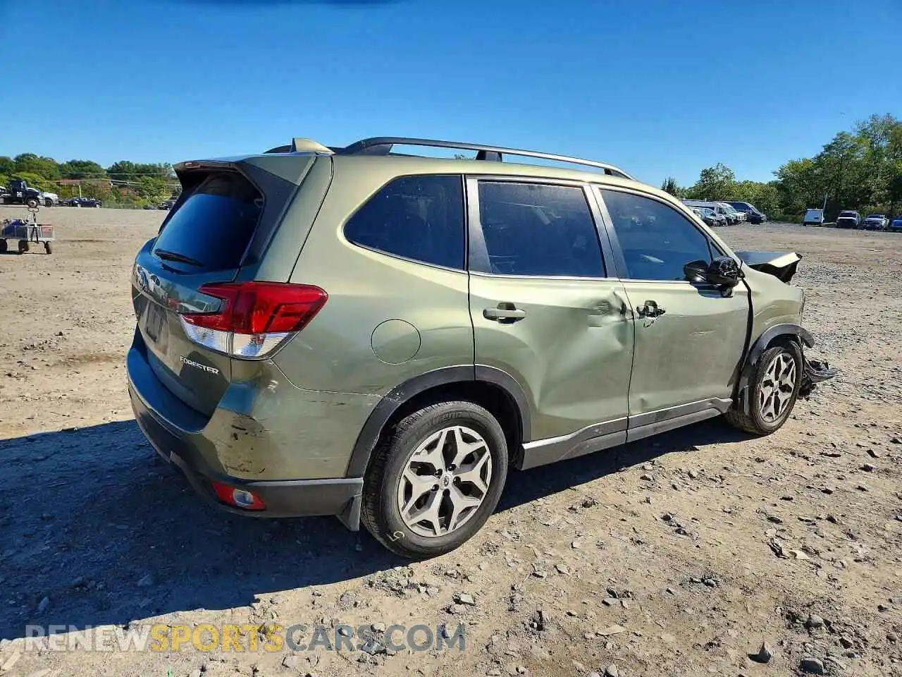 3 Photograph of a damaged car JF2SKAJC2MH531565 SUBARU FORESTER 2021