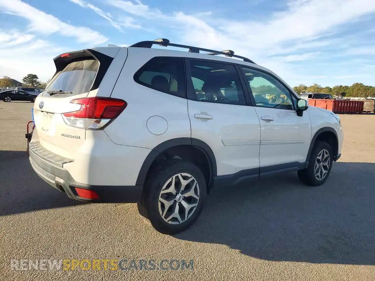 3 fotografías del automóvil dañado JF2SKAJC2MH574643 SUBARU FORESTER 2021