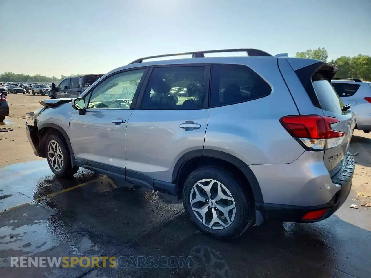 2 Photograph of a damaged car JF2SKAJC2MH592415 SUBARU FORESTER 2021