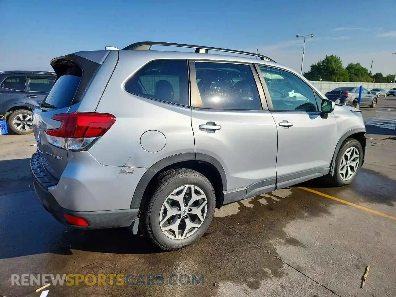 3 Photograph of a damaged car JF2SKAJC2MH592415 SUBARU FORESTER 2021