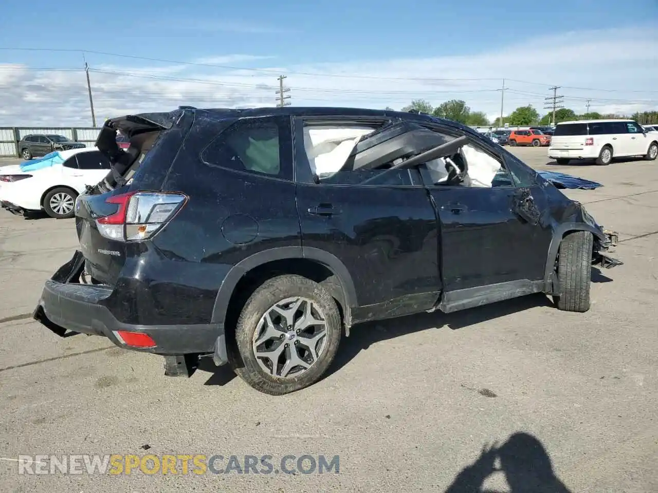 3 Photograph of a damaged car JF2SKAJC3MH532160 SUBARU FORESTER 2021