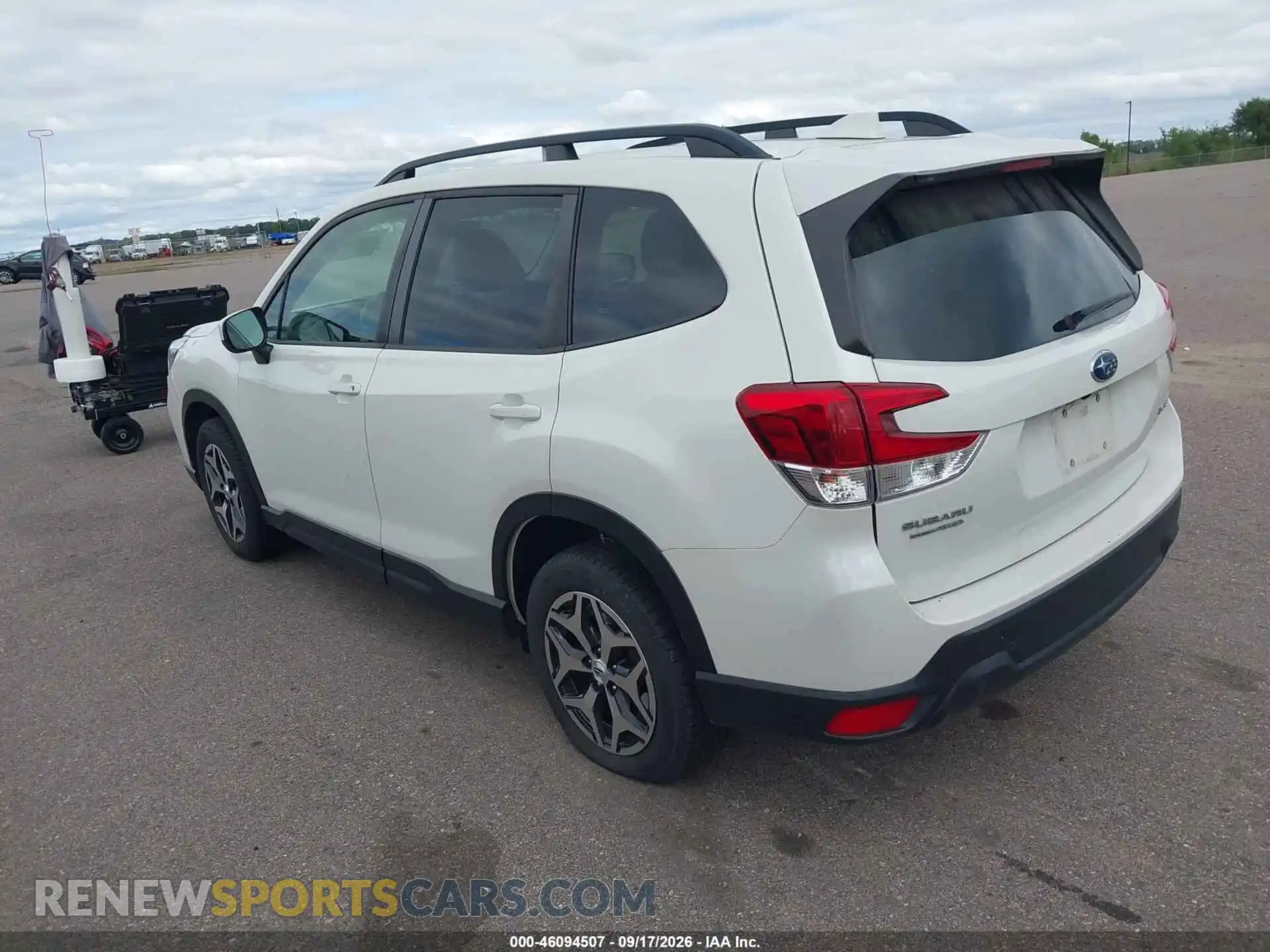 3 Фотография поврежденного автомобиля JF2SKAJC3MH534135 SUBARU FORESTER 2021