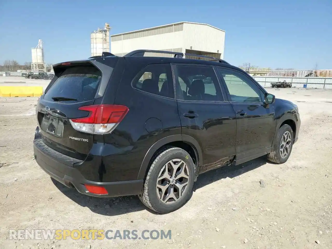3 Photograph of a damaged car JF2SKAJC6MH461908 SUBARU FORESTER 2021