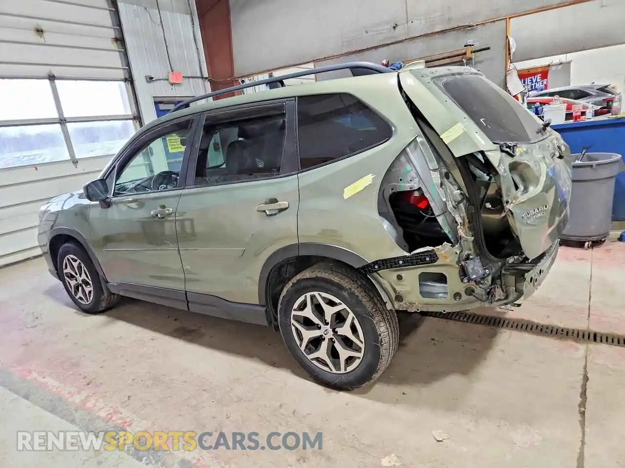 2 Photograph of a damaged car JF2SKAJC6MH474397 SUBARU FORESTER 2021