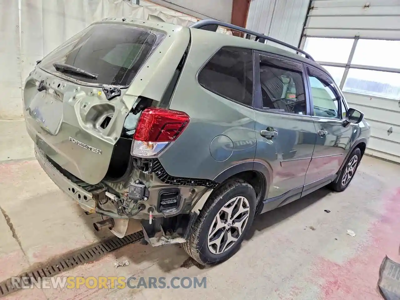 3 Photograph of a damaged car JF2SKAJC6MH474397 SUBARU FORESTER 2021
