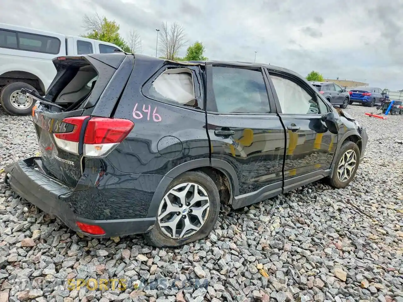 3 Фотография поврежденного автомобиля JF2SKAJC6MH535652 SUBARU FORESTER 2021