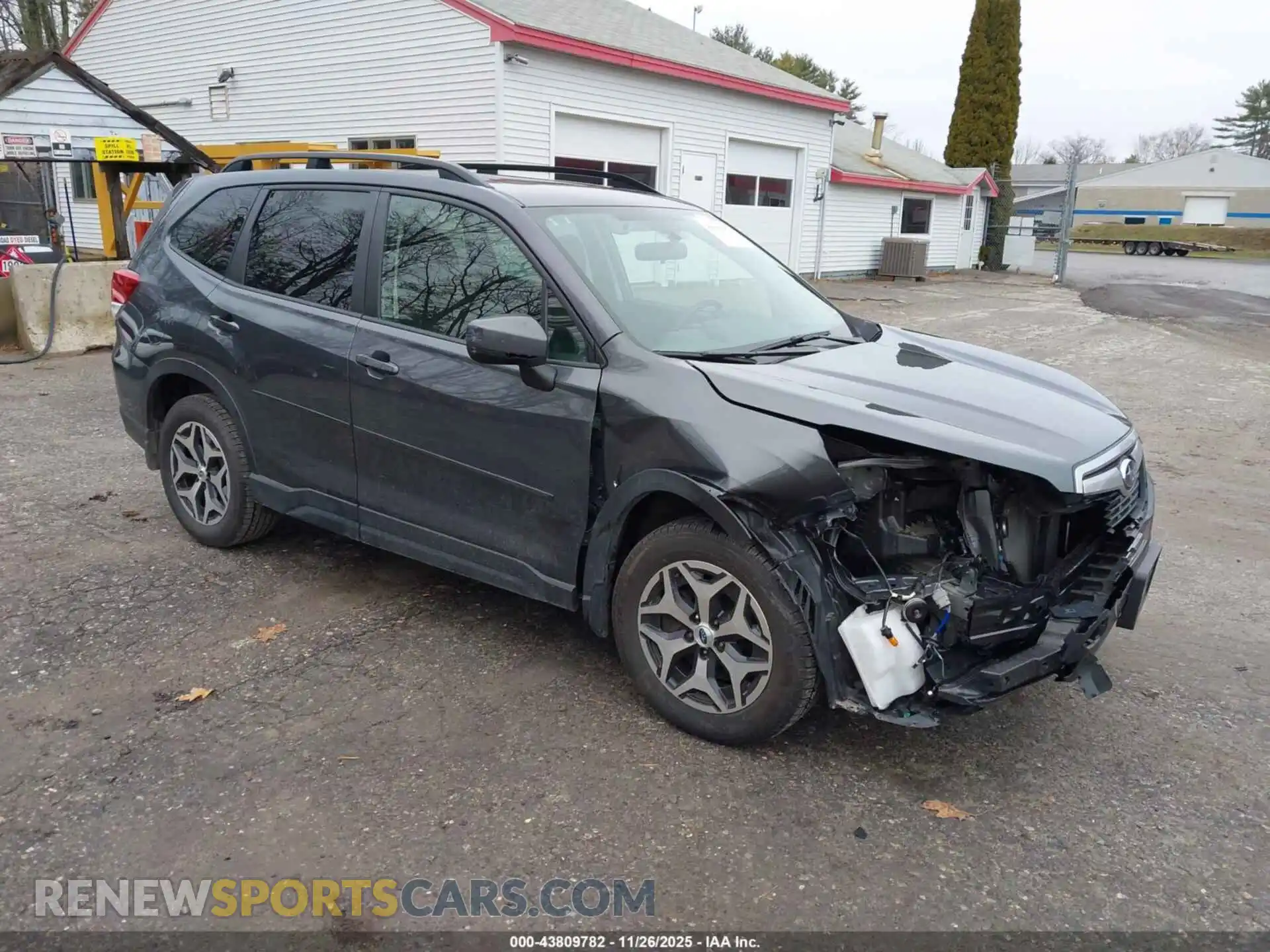 1 Photograph of a damaged car JF2SKAJC7MH526149 SUBARU FORESTER 2021
