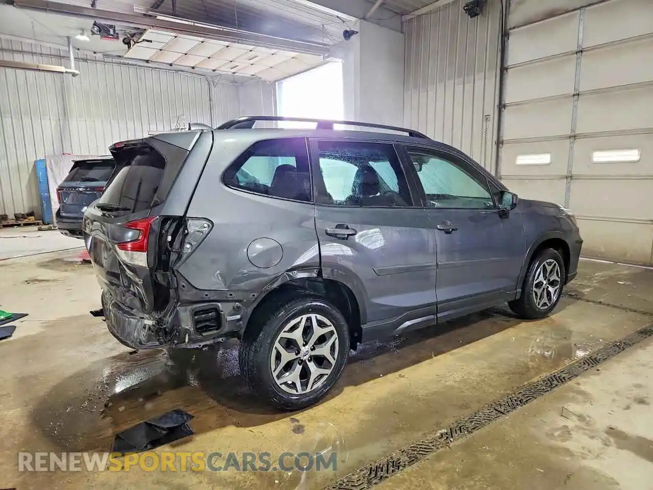 3 Photograph of a damaged car JF2SKAJC8MH513295 SUBARU FORESTER 2021