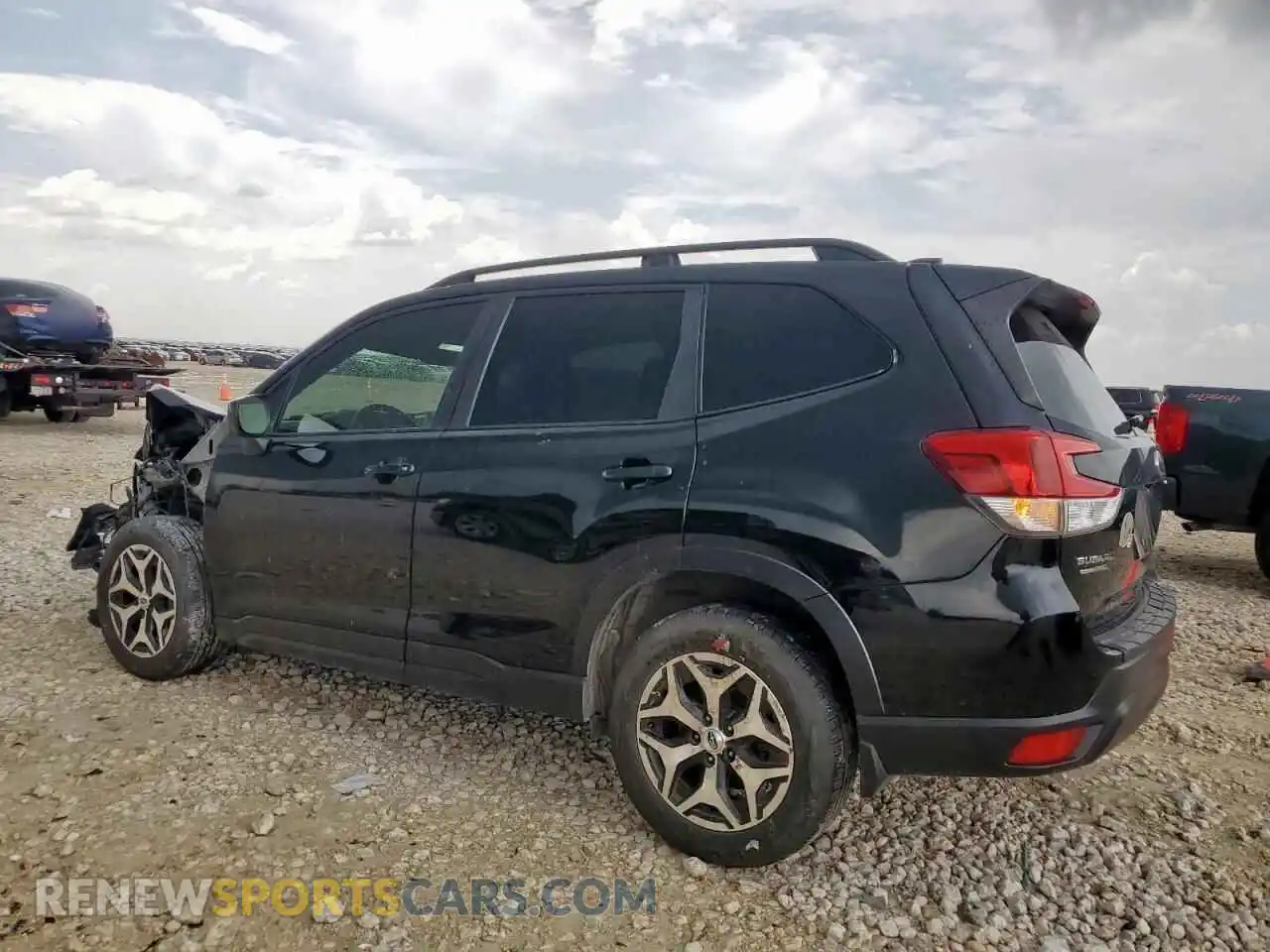 2 Фотография поврежденного автомобиля JF2SKAJC8MH528606 SUBARU FORESTER 2021