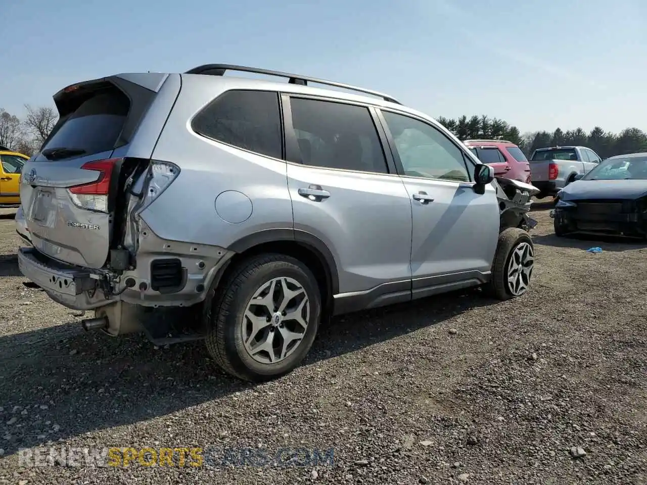 3 Photograph of a damaged car JF2SKAJCXMH444867 SUBARU FORESTER 2021