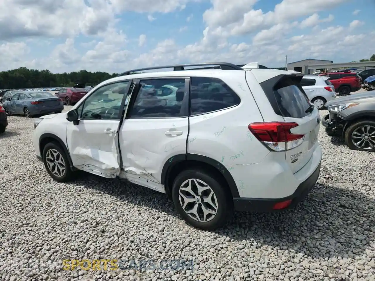 2 Photograph of a damaged car JF2SKAJCXMH478324 SUBARU FORESTER 2021