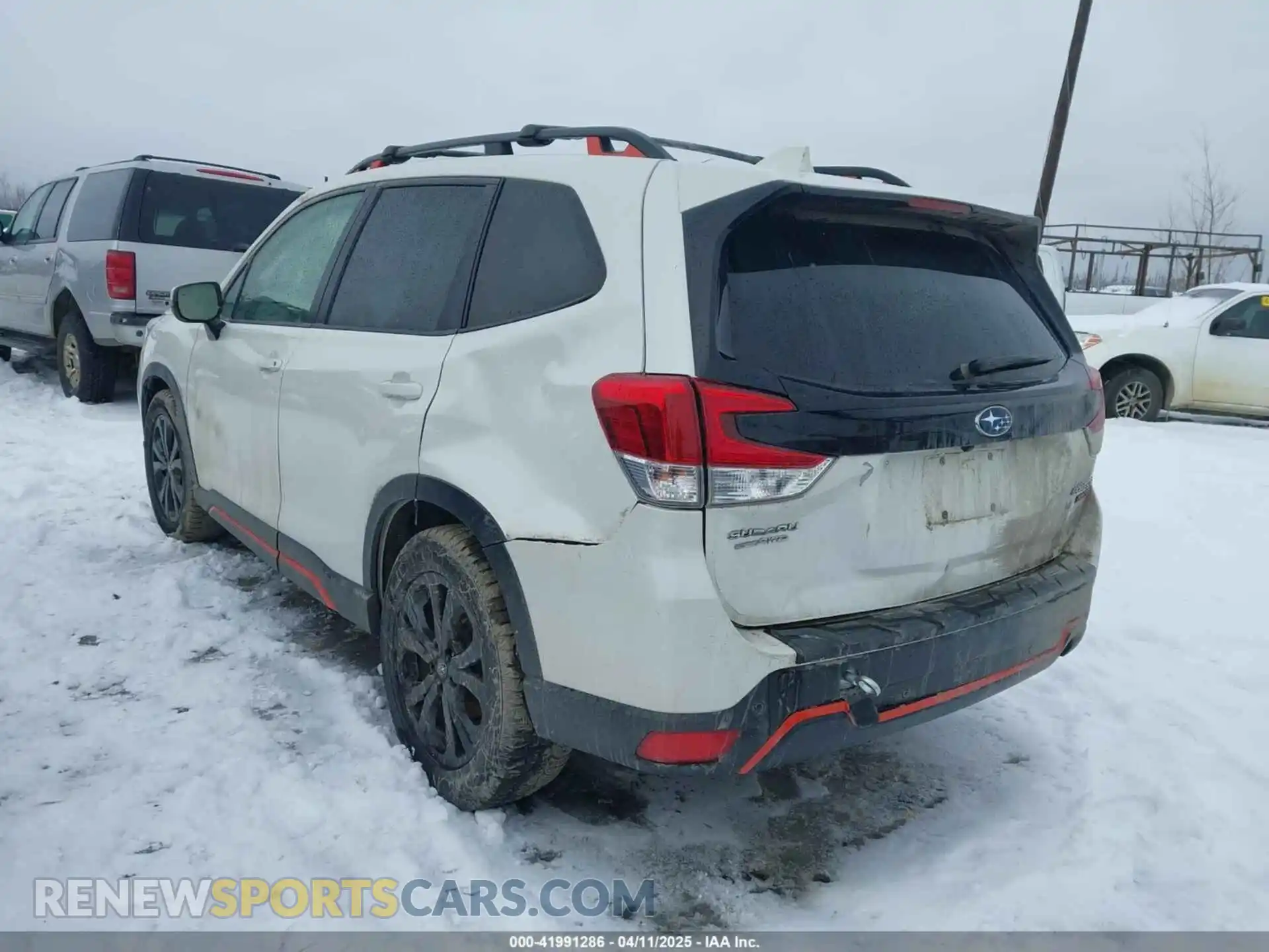 3 Photograph of a damaged car JF2SKARC0MH496271 SUBARU FORESTER 2021