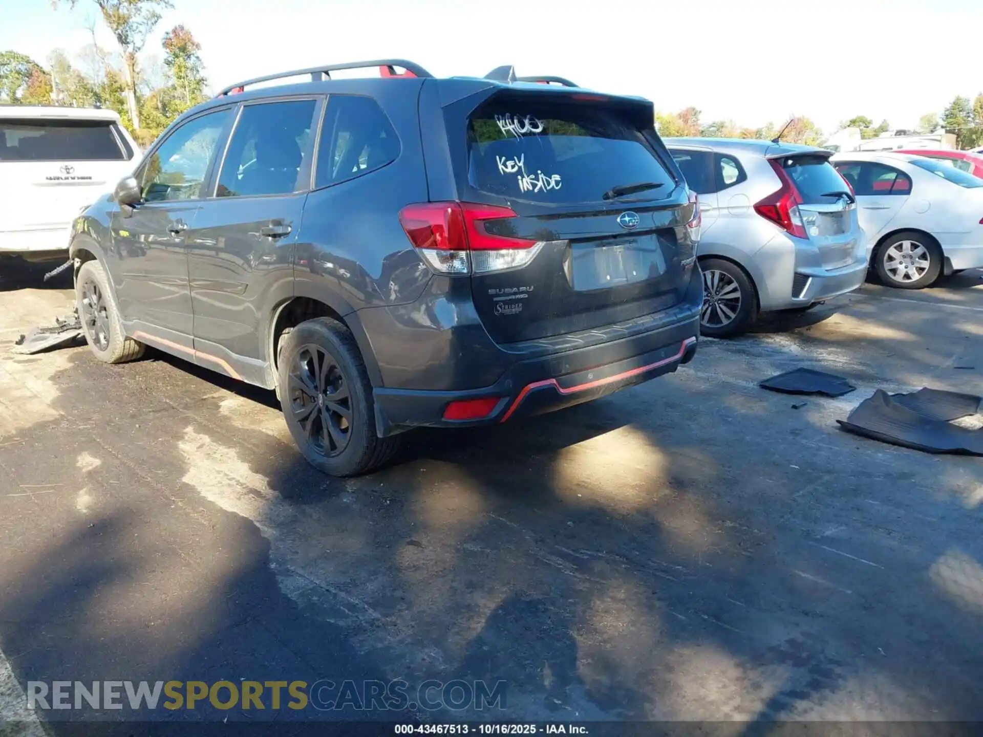 3 Фотография поврежденного автомобиля JF2SKARC2MH521400 SUBARU FORESTER 2021