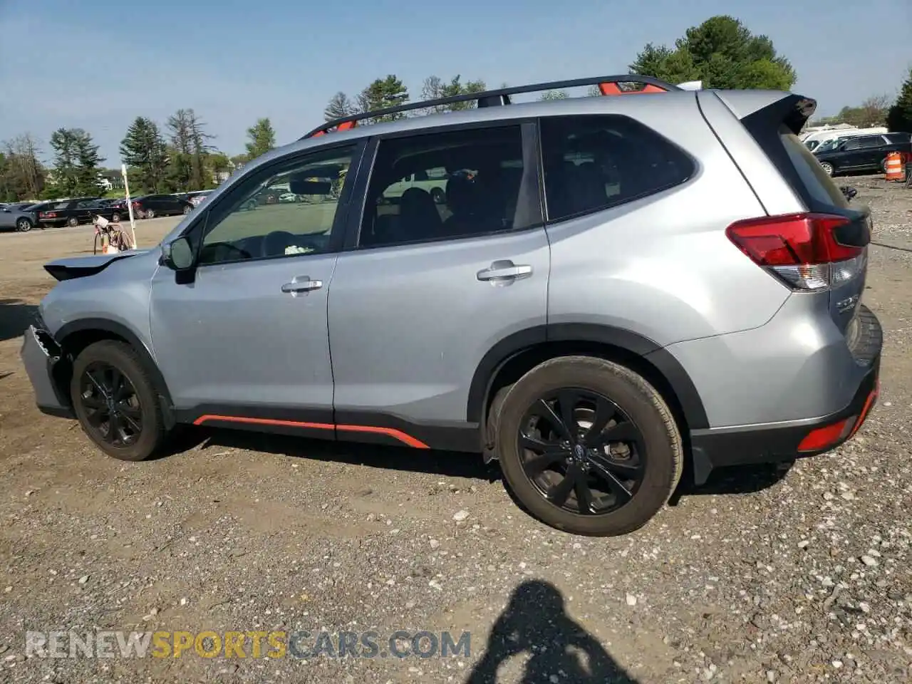 2 fotografías del automóvil dañado JF2SKARC5MH404491 SUBARU FORESTER 2021