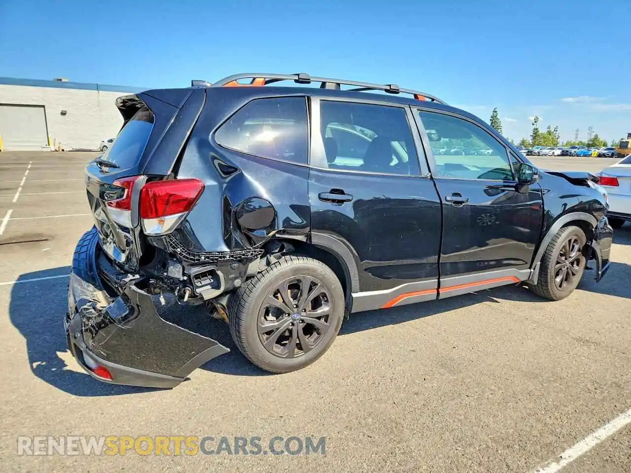 3 Фотография поврежденного автомобиля JF2SKARC5MH502114 SUBARU FORESTER 2021